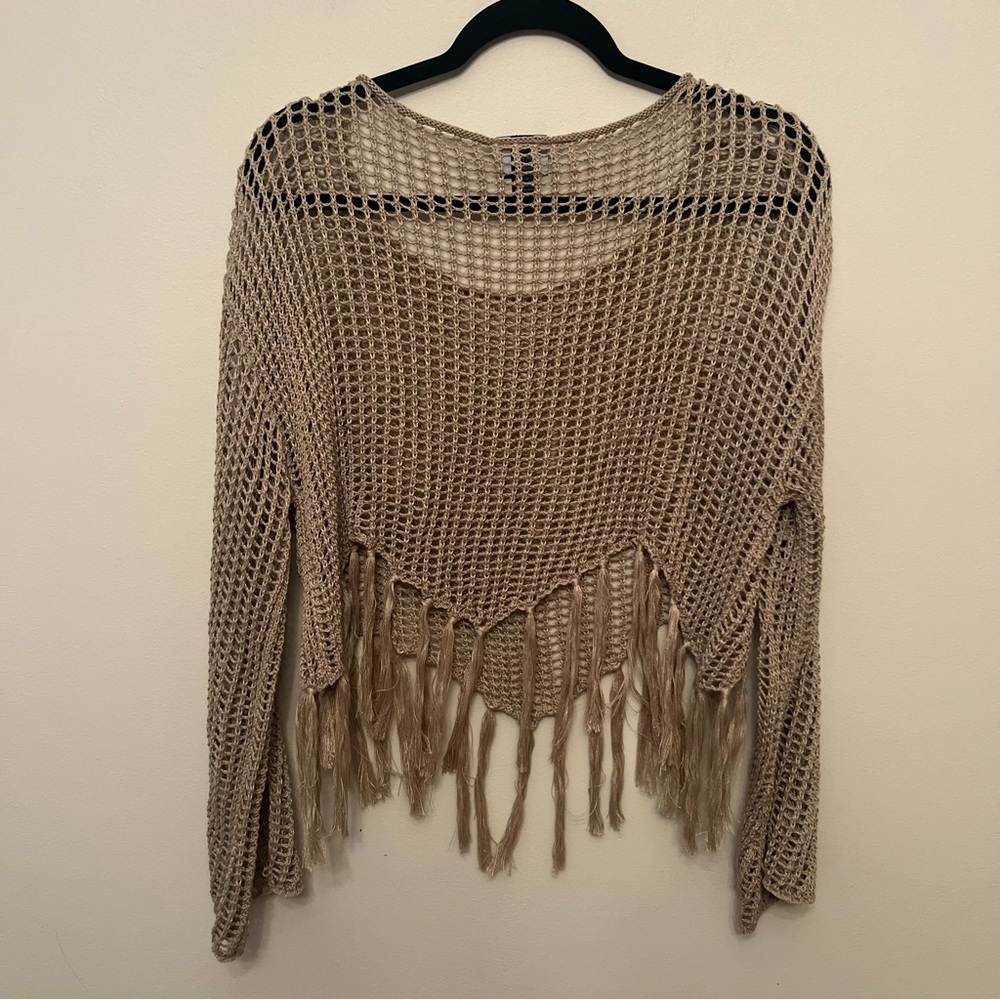 Daytrip Tan Crochet Fringe Top - Picture 4 of 5
